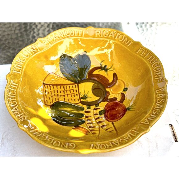 Unbranded California Pottery Gold Pasta Vegetable Bowl Size 14 3/8 D Made in USA - Picture 1 of 7